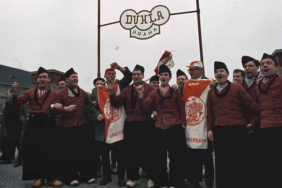 Ajax Jubileumpodcast #2 - 125 jaar: reisverhalen